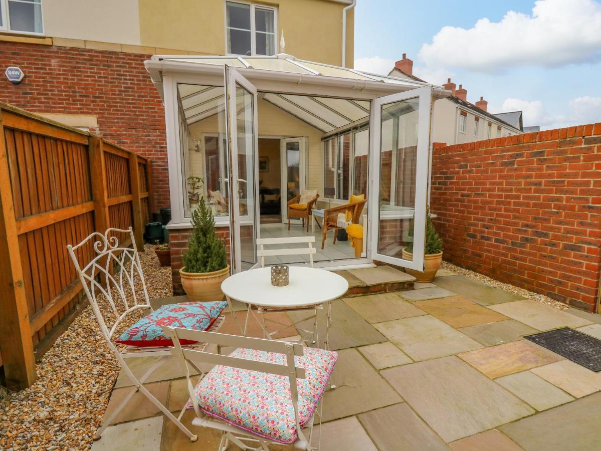 6 Erwr Brenhinoedd Villa Ammanford Luaran gambar